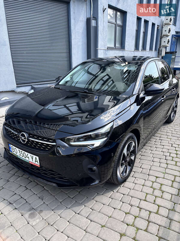 Хэтчбек Opel Corsa-e 2022 в 