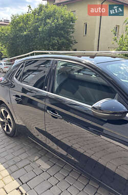 Хэтчбек Opel Corsa-e 2022 в 
