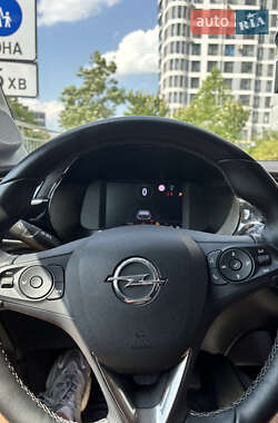 Хэтчбек Opel Corsa-e 2022 в 