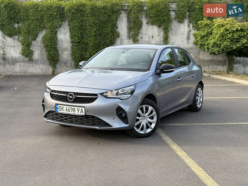 Хэтчбек Opel Corsa-e 2021 в 