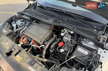 Хэтчбек Opel Corsa-e 2021 в 