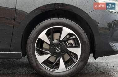 Хэтчбек Opel Corsa-e 2023 в 