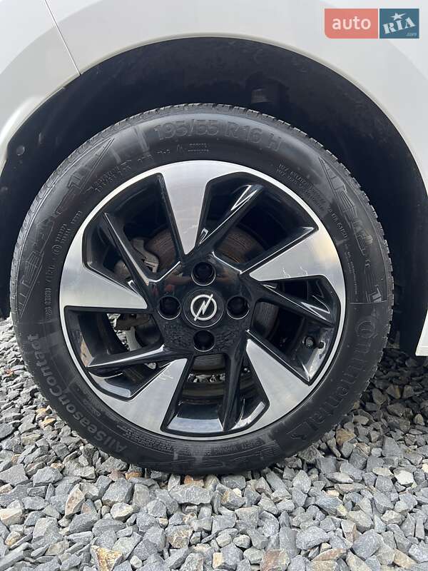 Хэтчбек Opel Corsa-e 2022 в Львове