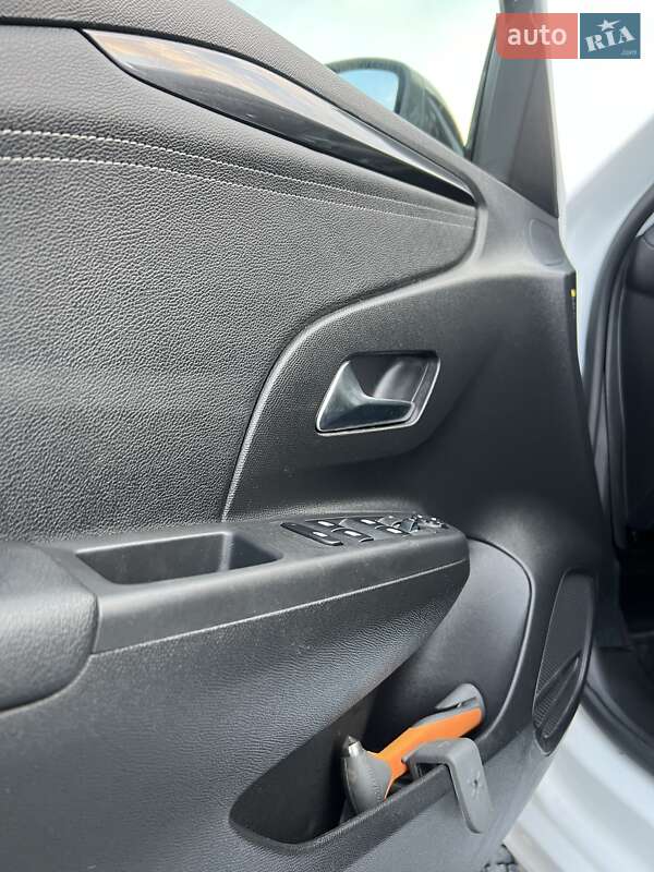 Хэтчбек Opel Corsa-e 2022 в Львове