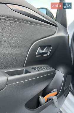 Хетчбек Opel Corsa-e 2022 в 