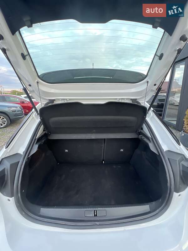 Хэтчбек Opel Corsa-e 2022 в Львове