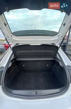 Хетчбек Opel Corsa-e 2022 в 