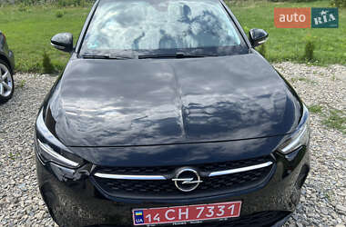 Хэтчбек Opel Corsa-e 2023 в 