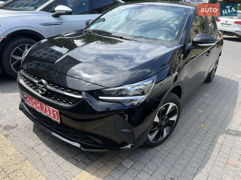 Хэтчбек Opel Corsa-e 2023 в 