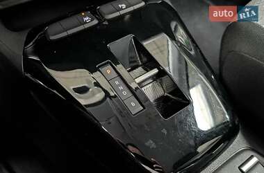 Хэтчбек Opel Corsa-e 2023 в 