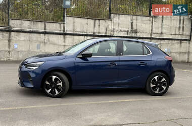 Хэтчбек Opel Corsa-e 2021 в 