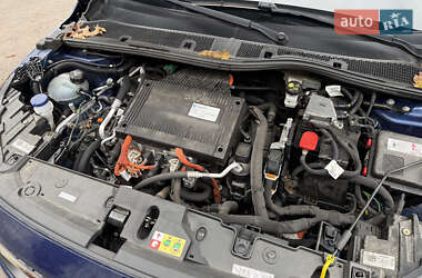 Хэтчбек Opel Corsa-e 2021 в 
