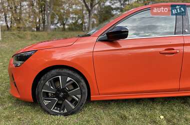 Хэтчбек Opel Corsa-e 2020 в 