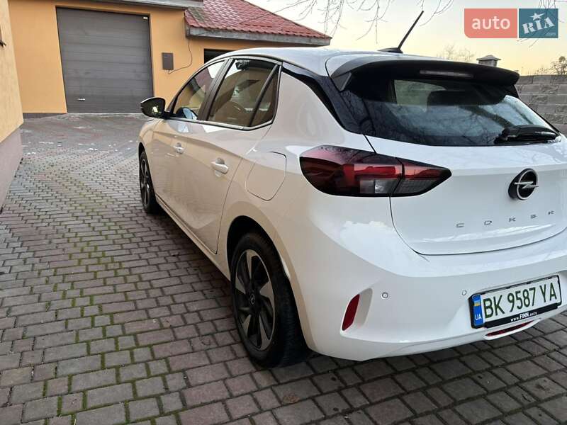 Хэтчбек Opel Corsa-e 2023 в Ровно