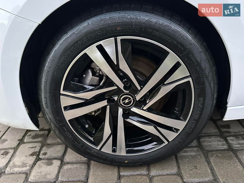 Хэтчбек Opel Corsa-e 2023 в Львове