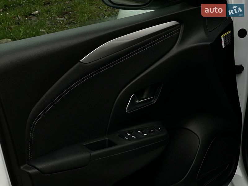 Хетчбек Opel Corsa-e 2021 в Львові