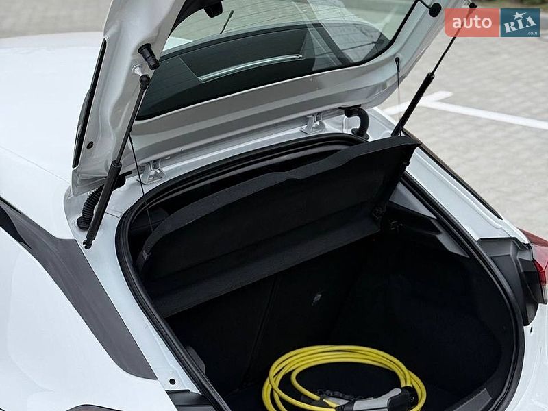 Хэтчбек Opel Corsa-e 2023 в Ровно