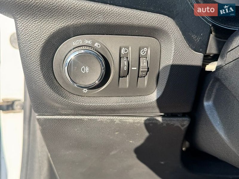 Хэтчбек Opel Corsa-e 2020 в Львове