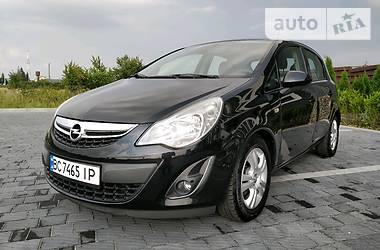 Хэтчбек Opel Corsa 2011 в Стрые