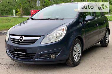 Хэтчбек Opel Corsa 2008 в Ровно