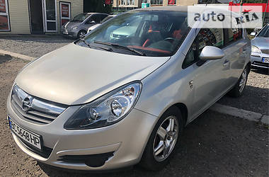 Хэтчбек Opel Corsa 2010 в Львове