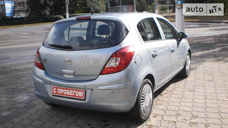 Хетчбек Opel Corsa 2009 в Слов'янську