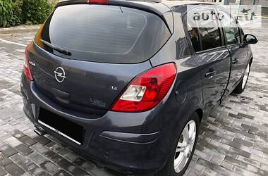 Хэтчбек Opel Corsa 2008 в Луцке