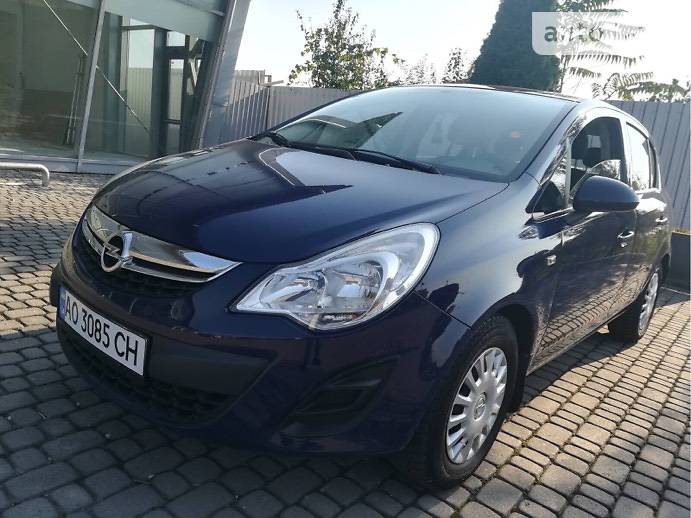 Хэтчбек Opel Corsa 2011 в Ужгороде