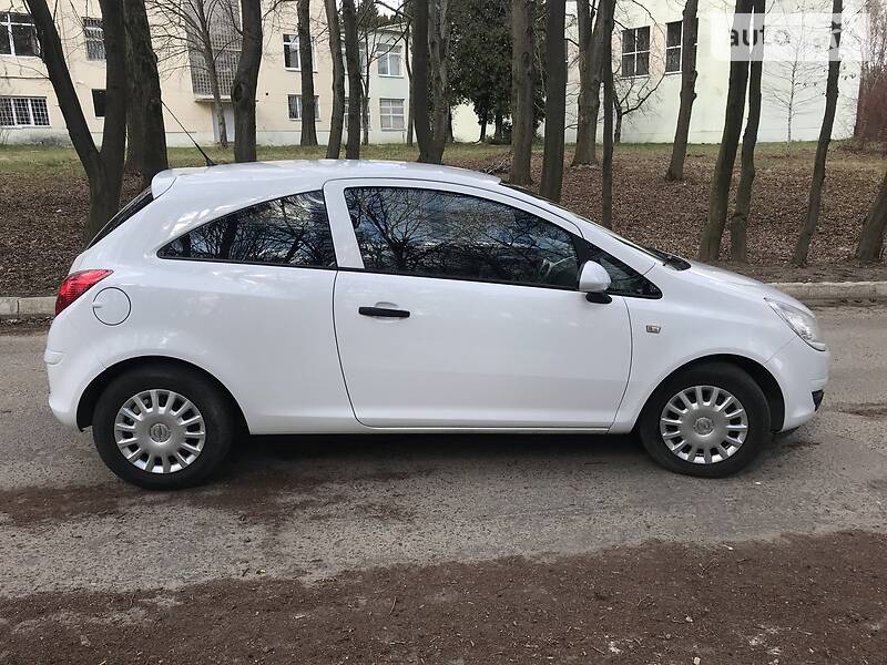 Хетчбек Opel Corsa 2008 в Львові фото 4 Хетчбек Opel Corsa 2008 в Львові