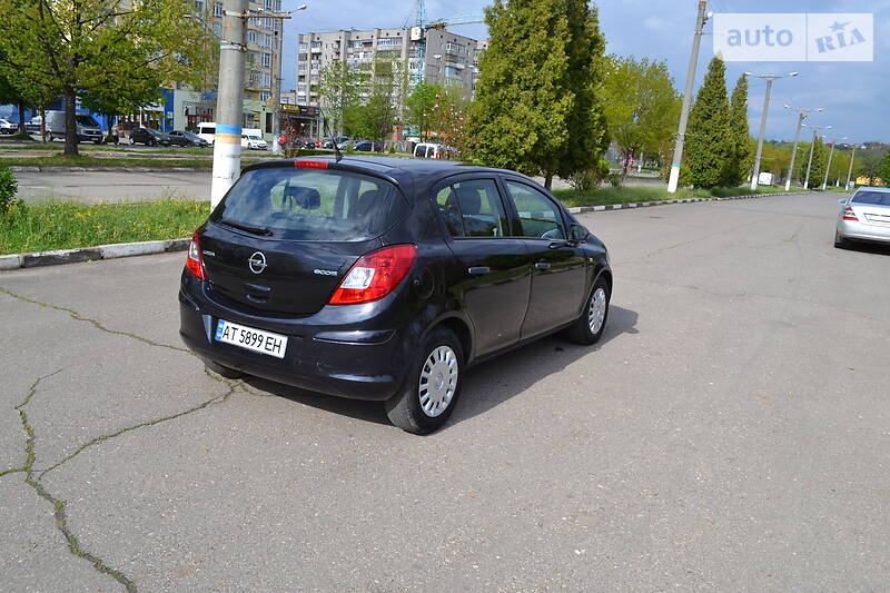 Хетчбек Opel Corsa 2009 в Калуші