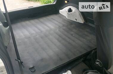 Хетчбек Opel Corsa 2004 в 