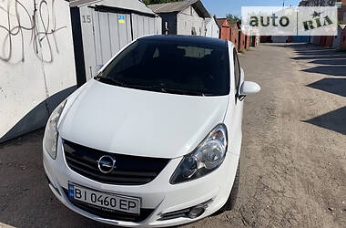 Купе Opel Corsa 2010 в Полтаве