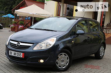 Хетчбек Opel Corsa 2007 в 