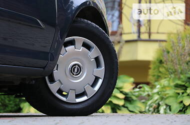 Хетчбек Opel Corsa 2007 в 