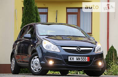 Хетчбек Opel Corsa 2007 в 