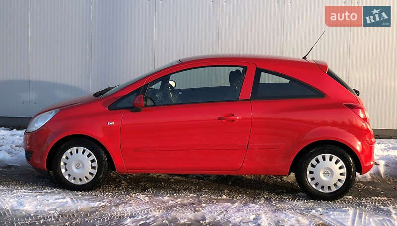 Хэтчбек Opel Corsa 2006 в Ковеле