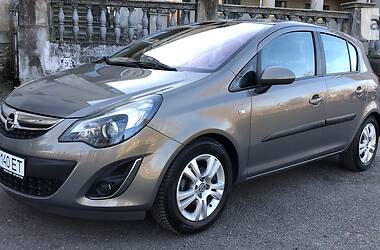 Хетчбек Opel Corsa 2012 в Івано-Франківську