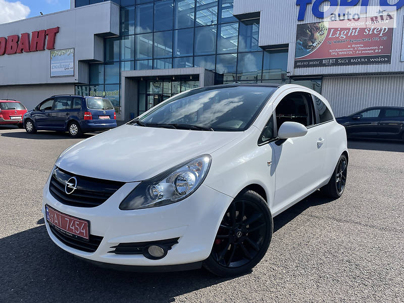 Хетчбек Opel Corsa 2010 в Ковелі