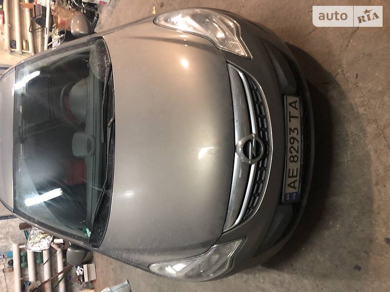 Хэтчбек Opel Corsa 2013 в Днепре