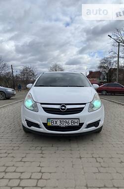 Хэтчбек Opel Corsa 2008 в Каменец-Подольском