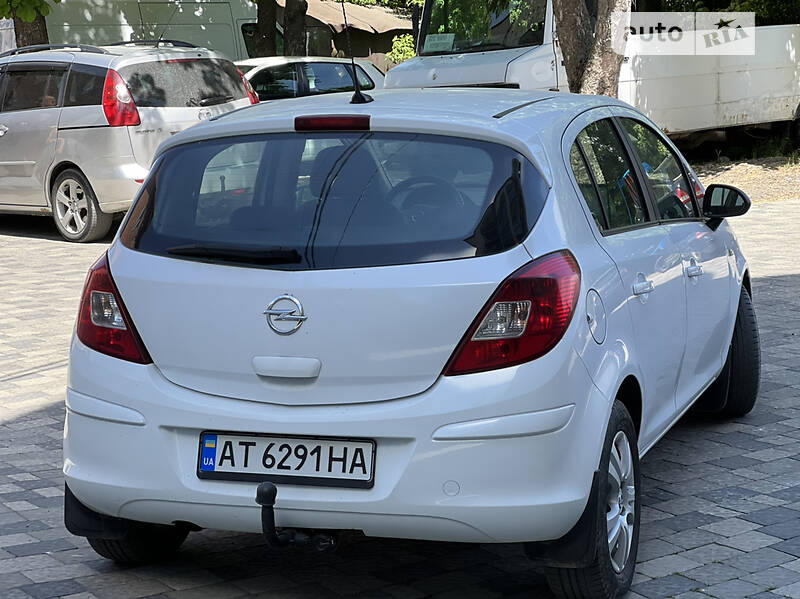Хэтчбек Opel Corsa 2012 в Коломые