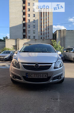 Хетчбек Opel Corsa 2010 в Львові