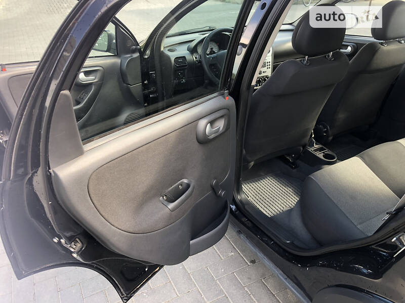 Хэтчбек Opel Corsa 2006 в Коломые