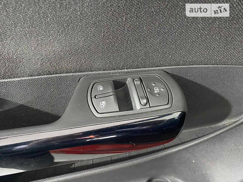 Хэтчбек Opel Corsa 2012 в Киеве