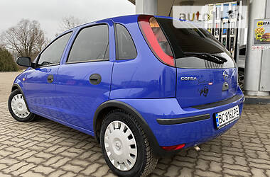 Хэтчбек Opel Corsa 2006 в Дрогобыче