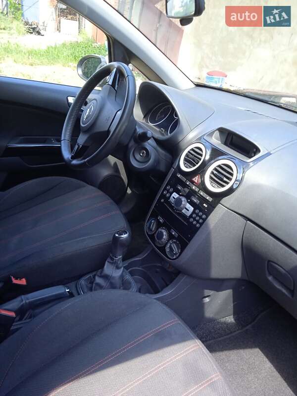 Хэтчбек Opel Corsa 2010 в Кодыме фото 6 Хэтчбек Opel Corsa 2010 в Кодыме