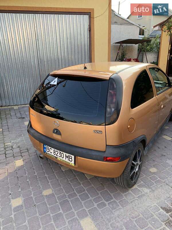 Хэтчбек Opel Corsa 2003 в Золочеве
