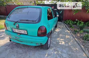 Хэтчбек Opel Corsa 1995 в 
