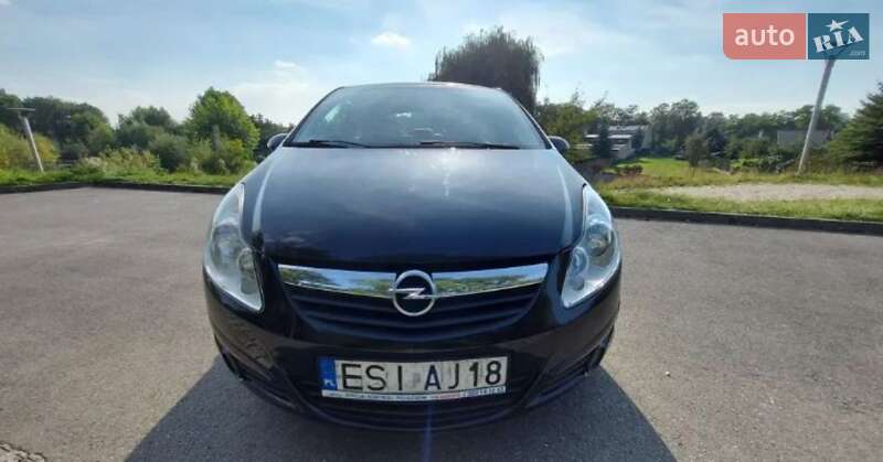 Хэтчбек Opel Corsa 2007 в Николаеве