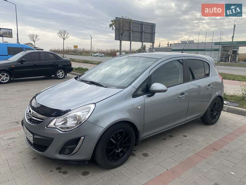 Opel Corsa 2013 Opel Corsa 2013